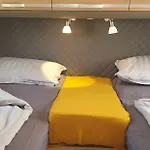 Campingplads Camper Relax In Murter Slanica Beach - With Clima