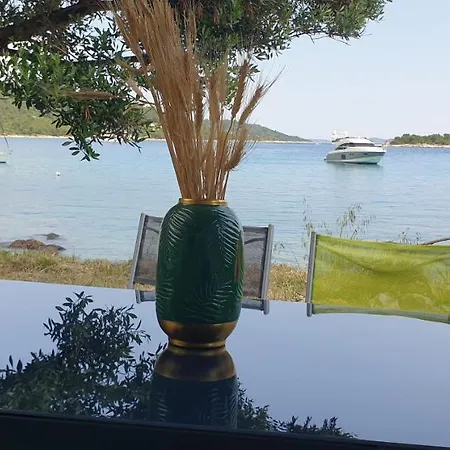 Camper Relax For 4 With Clima * Tisno