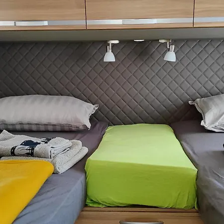 Camper Relax In Murter Slanica Beach - With Clima Kemp Tisno